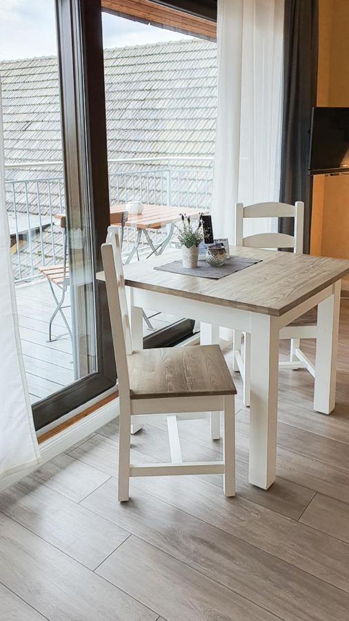 Friendly Home - Klinkerhof Bornheim  Buitenkant foto
