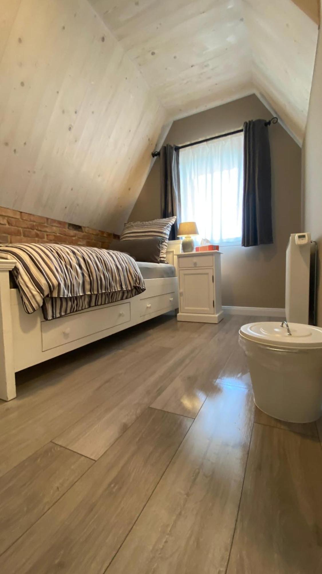 Friendly Home - Klinkerhof Bornheim  Buitenkant foto